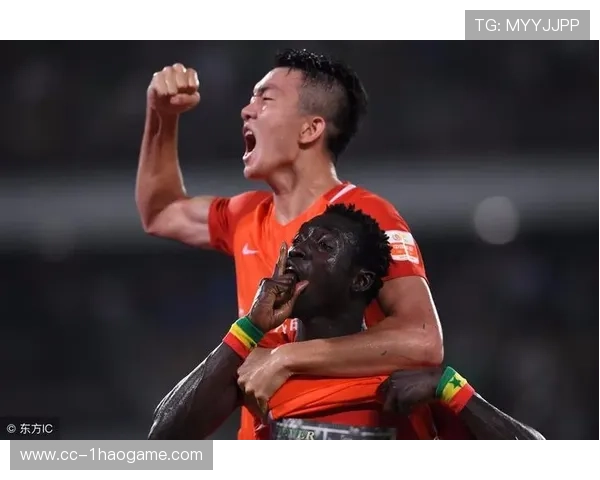 足球星耳钉引领潮流风尚彰显运动时尚魅力打破传统界限